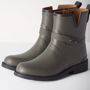 RAG & BONE Smoke Moto Rain Books